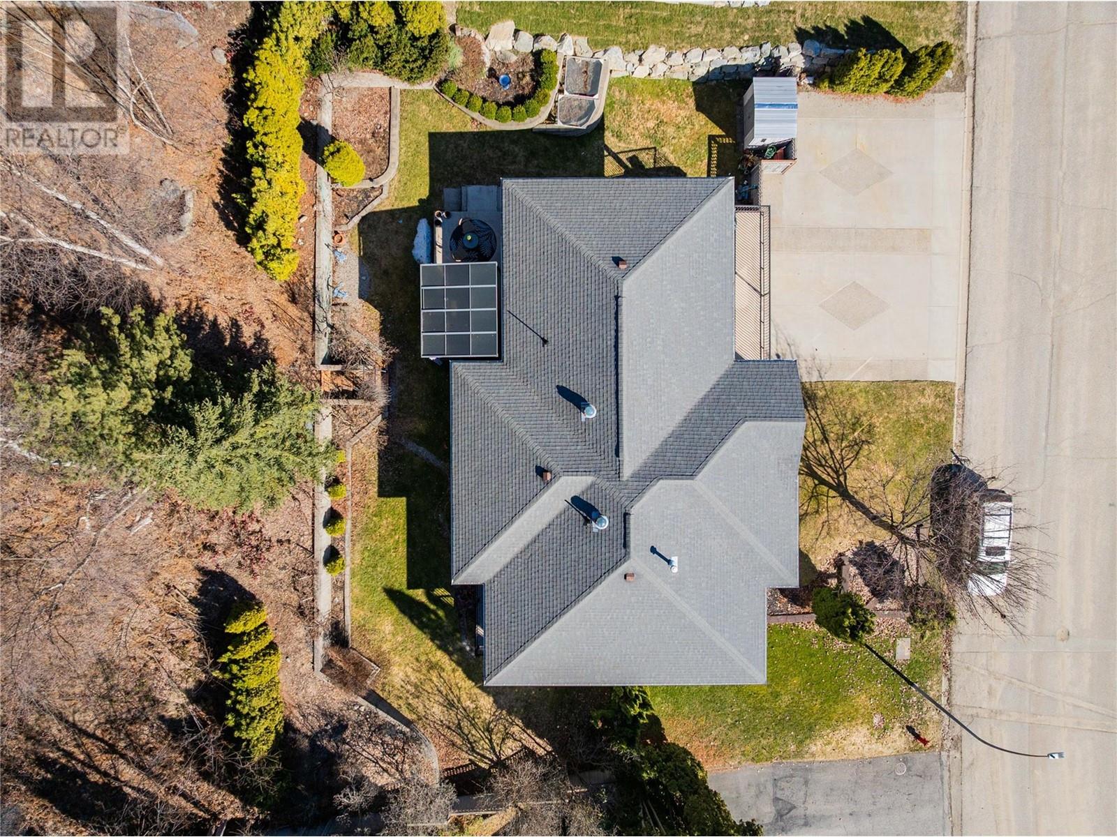2381 Mcbride Street, Trail, British Columbia  V1R 3A6 - Photo 45 - 10338018
