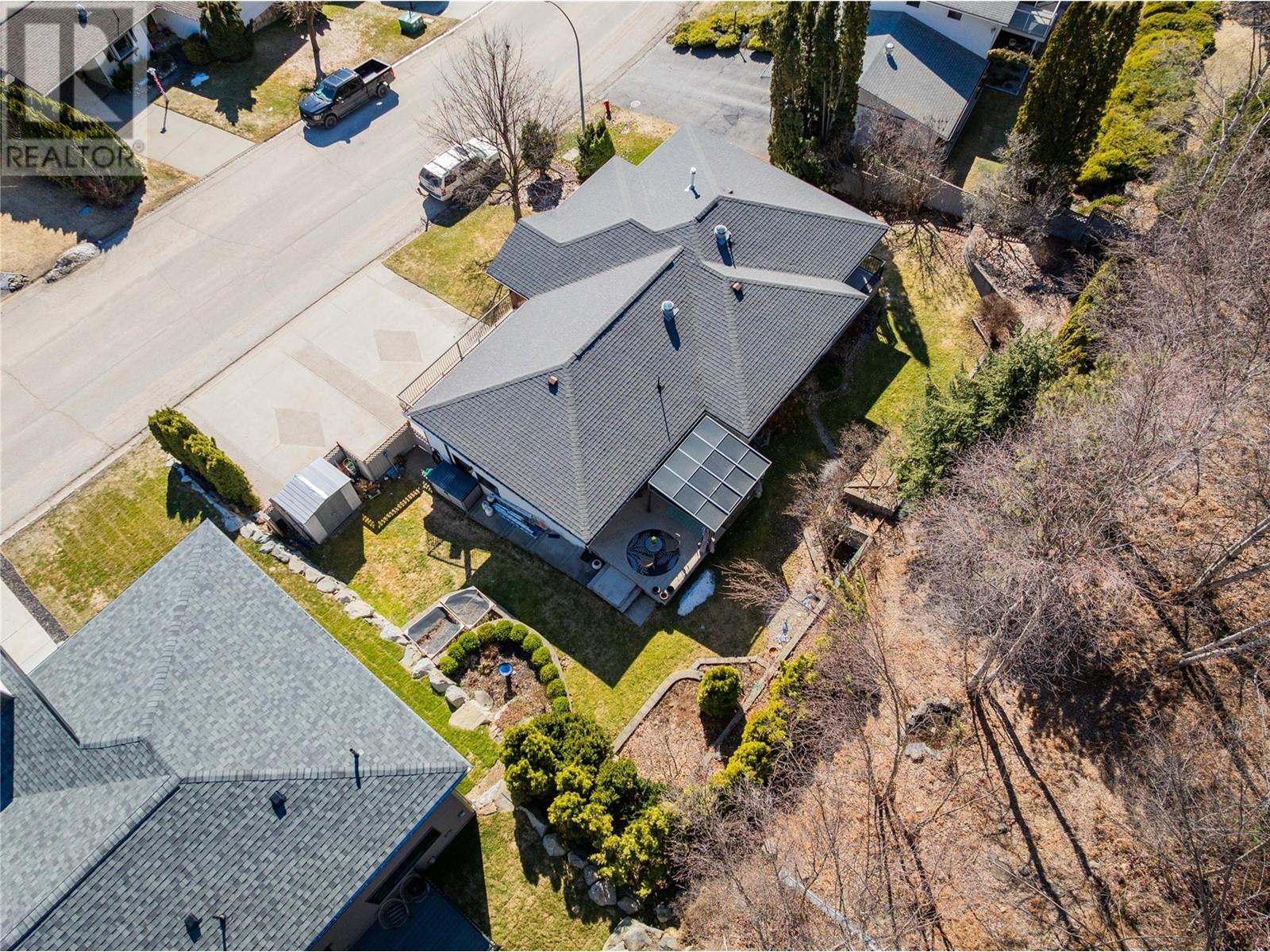 2381 Mcbride Street, Trail, British Columbia  V1R 3A6 - Photo 47 - 10338018
