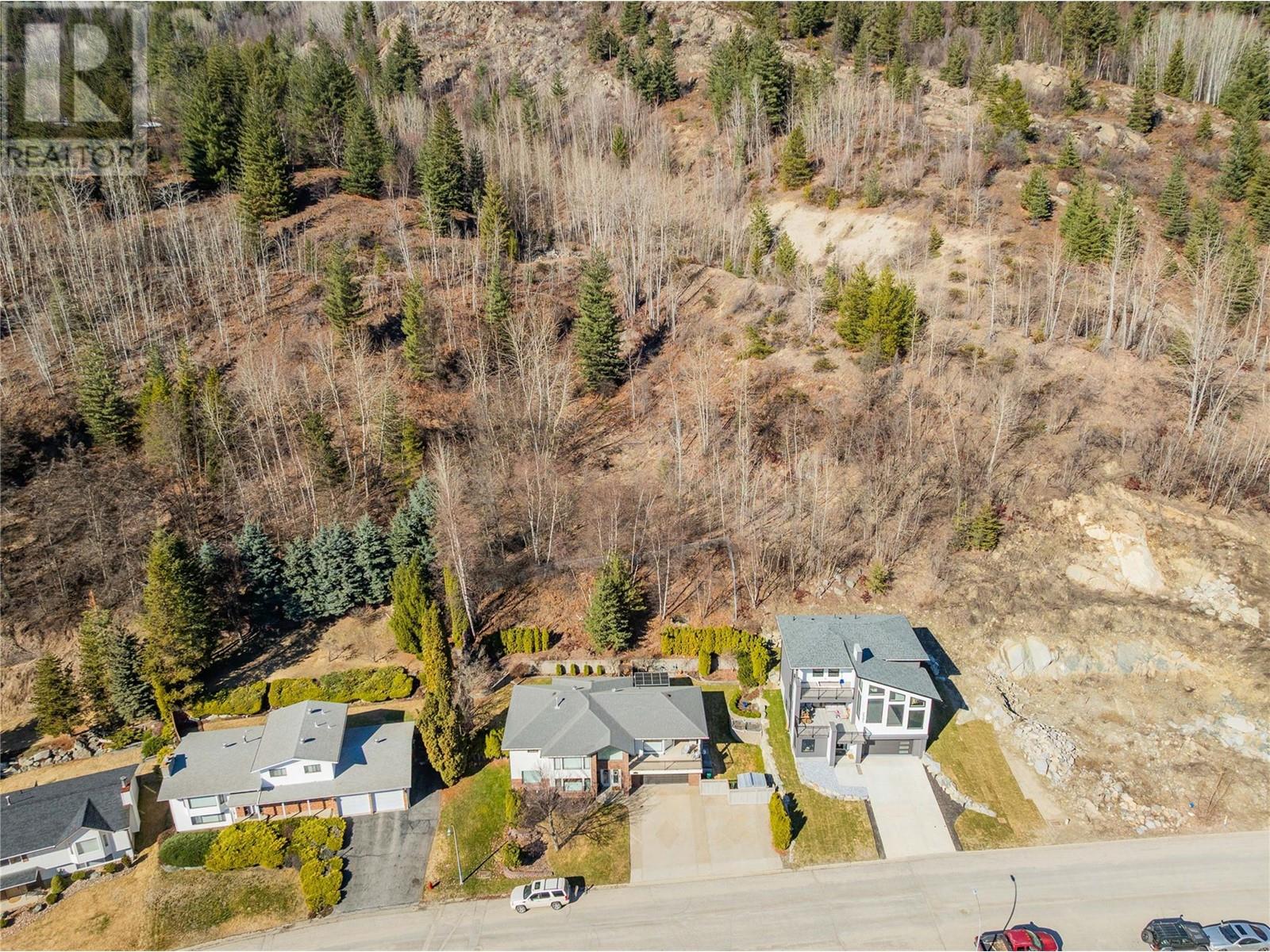 2381 Mcbride Street, Trail, British Columbia  V1R 3A6 - Photo 48 - 10338018