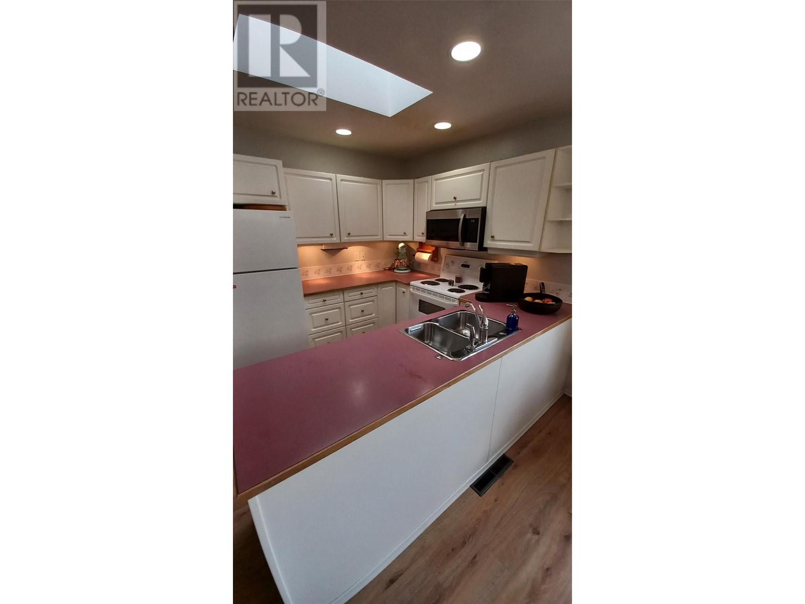 443 A Avenue, Kaslo, British Columbia  V0G 1M0 - Photo 11 - 10337912