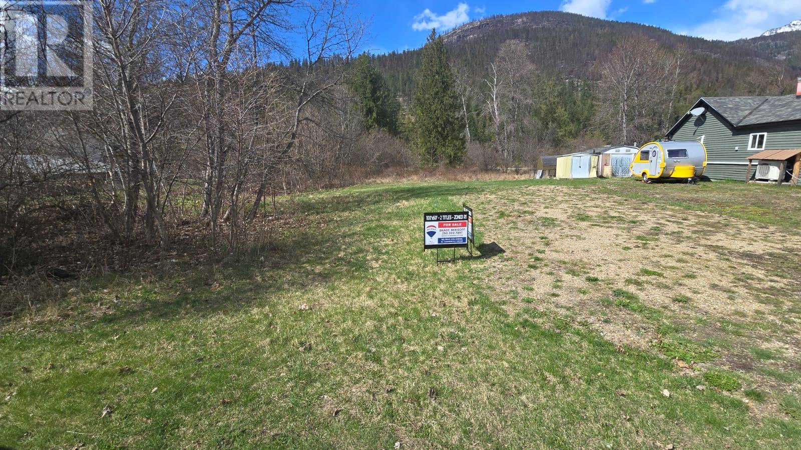 519 Main Street Lot# 9 & 10, Slocan, British Columbia  V0G 2C0 - Photo 4 - 10338867