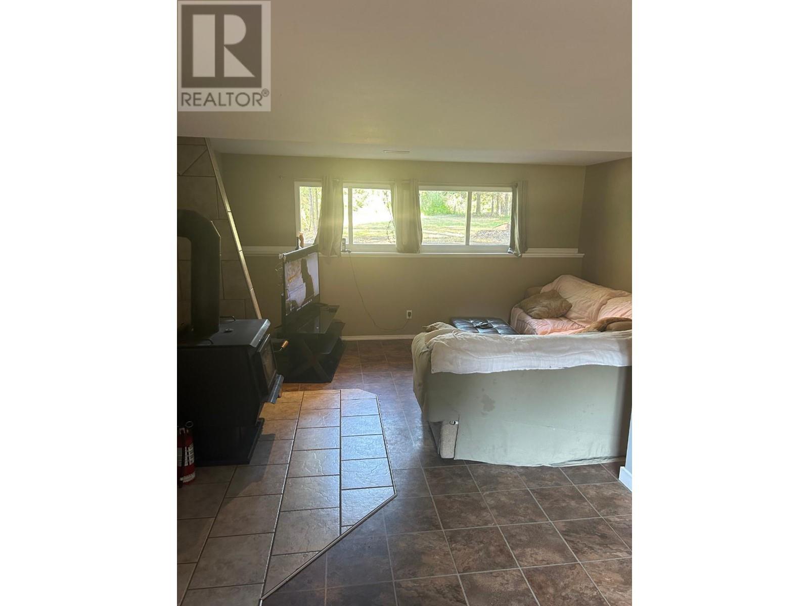 1055 White Road, South Slocan, British Columbia  V0G 2G0 - Photo 19 - 10338925