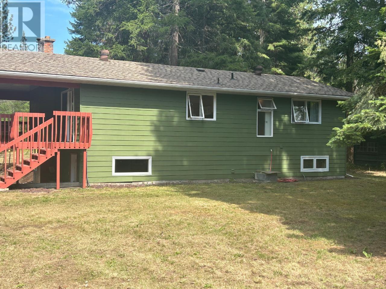1055 White Road, South Slocan, British Columbia  V0G 2G0 - Photo 3 - 10338925