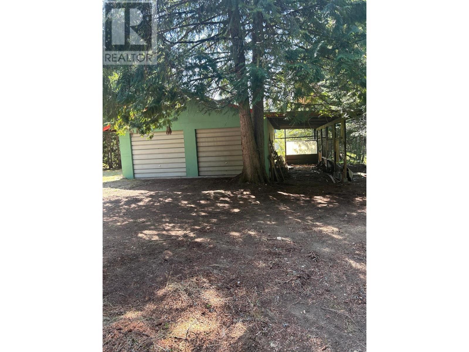 1055 White Road, South Slocan, British Columbia  V0G 2G0 - Photo 5 - 10338925