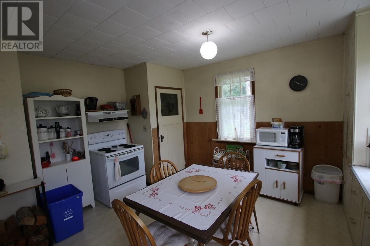 431 Alexander Road, Nakusp, British Columbia  V0G 1R1 - Photo 7 - 10339223