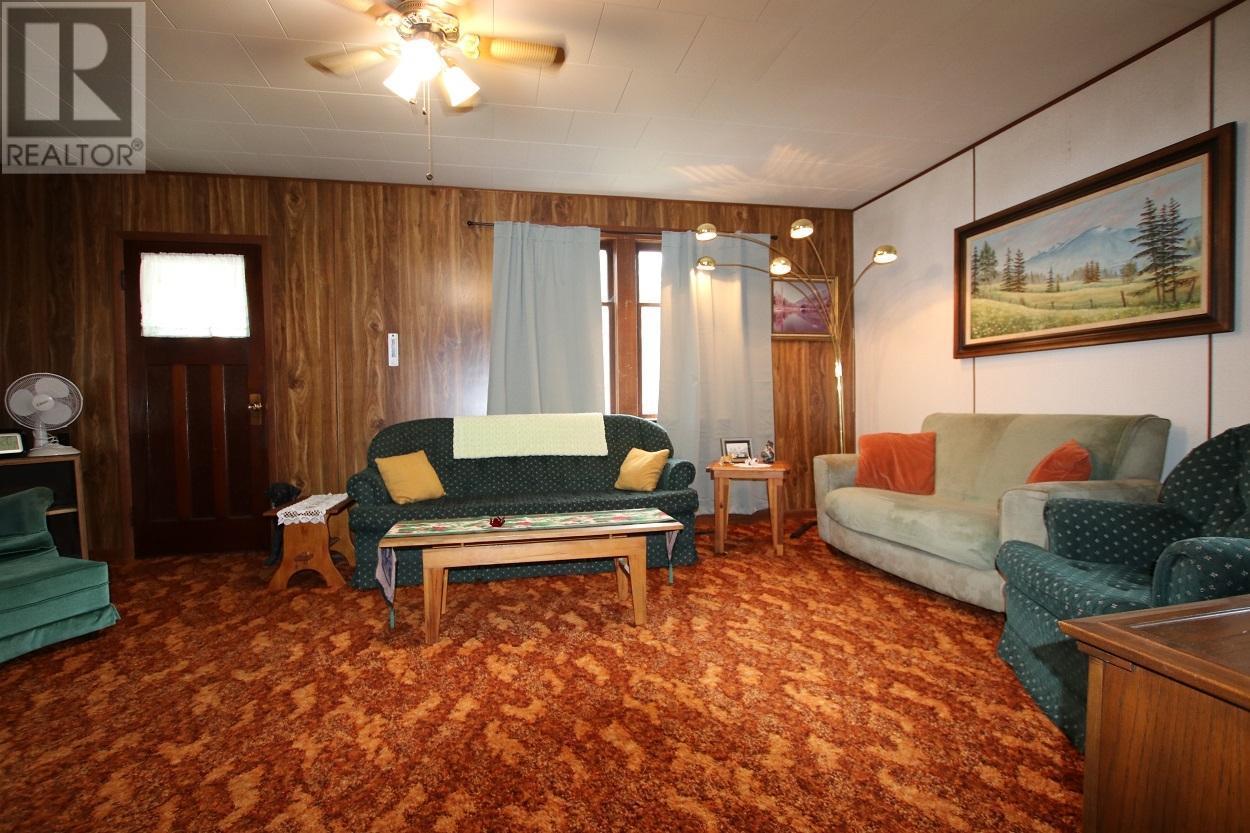 431 Alexander Road, Nakusp, British Columbia  V0G 1R1 - Photo 9 - 10339223