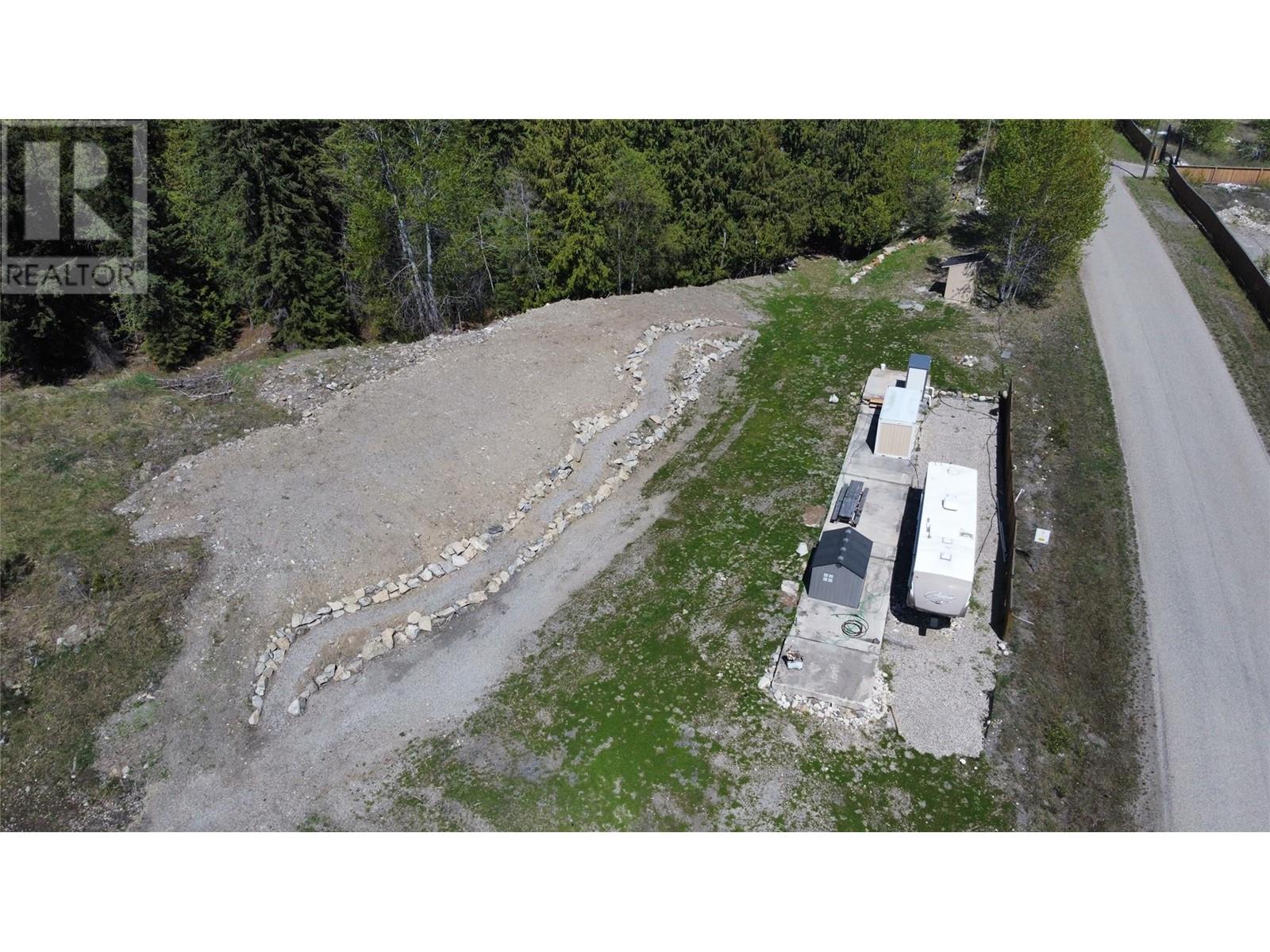 158 Rosebery Road, Rosebery, British Columbia  V0G 1S1 - Photo 17 - 10339141