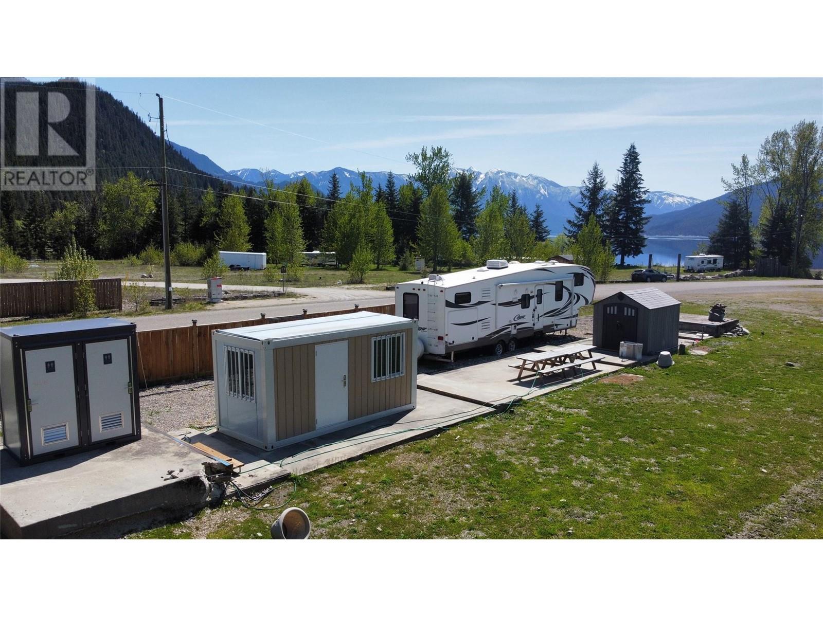158 Rosebery Road, Rosebery, British Columbia  V0G 1S1 - Photo 18 - 10339141
