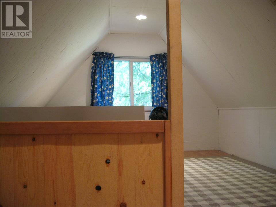 3848 Rock Island Road, Nakusp, British Columbia  V0G 1R1 - Photo 15 - 10340019