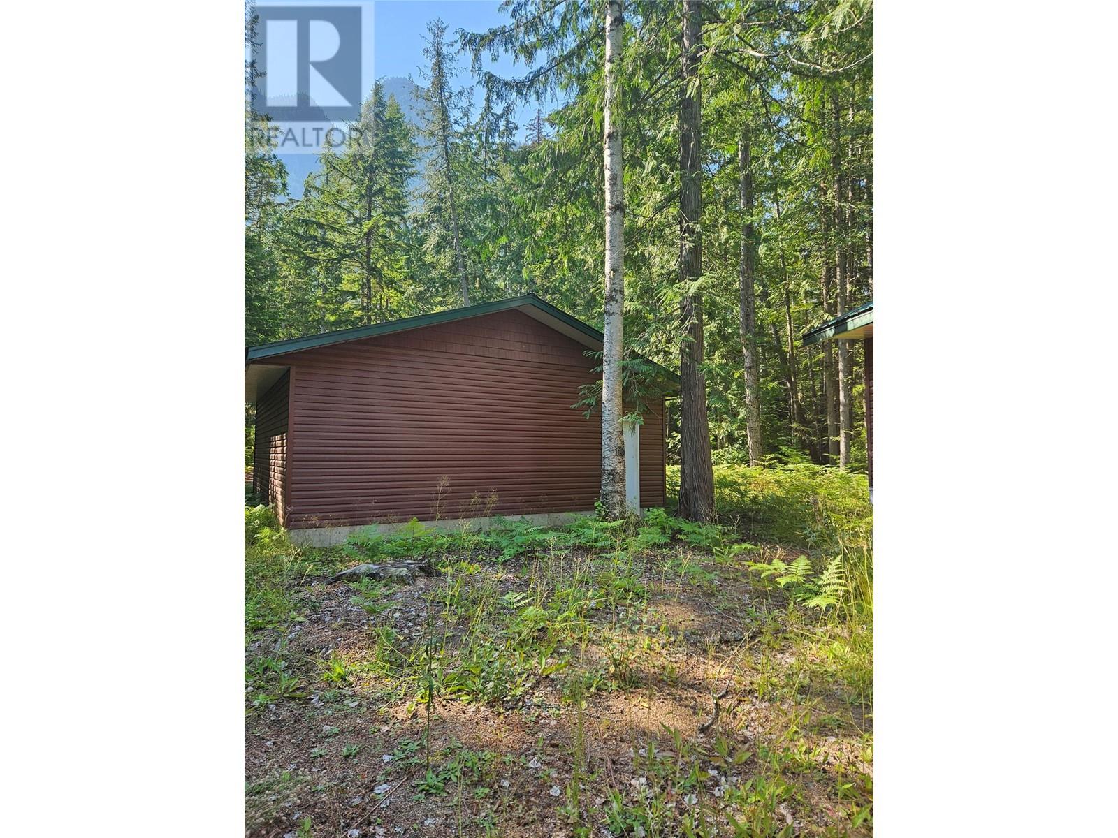 3848 Rock Island Road, Nakusp, British Columbia  V0G 1R1 - Photo 27 - 10340019