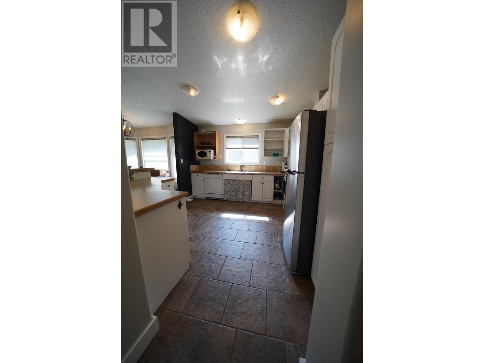 700 Heyland Road, Balfour, British Columbia  V0G 1C0 - Photo 22 - 10340327