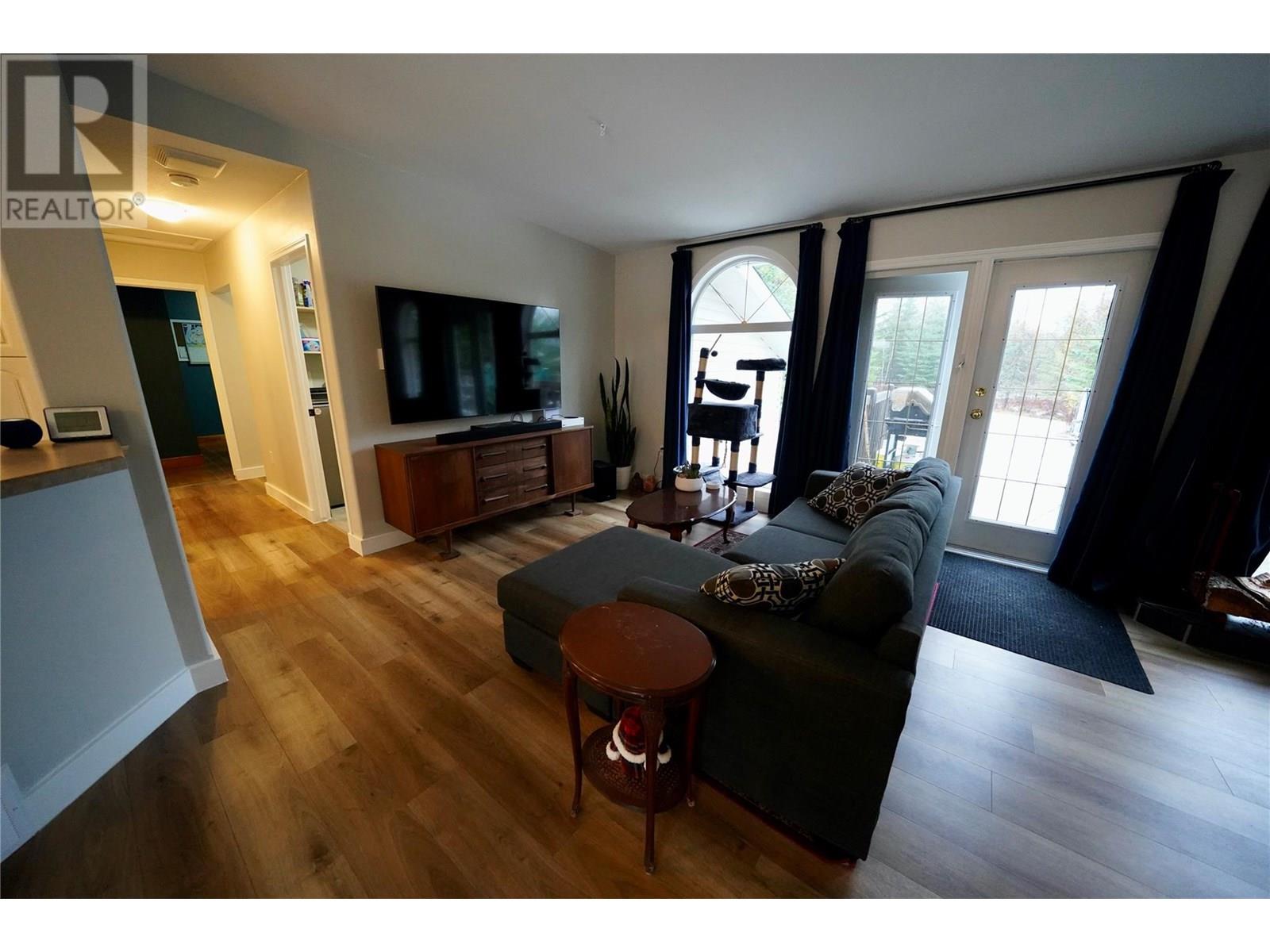 700 Heyland Road, Balfour, British Columbia  V0G 1C0 - Photo 27 - 10340327
