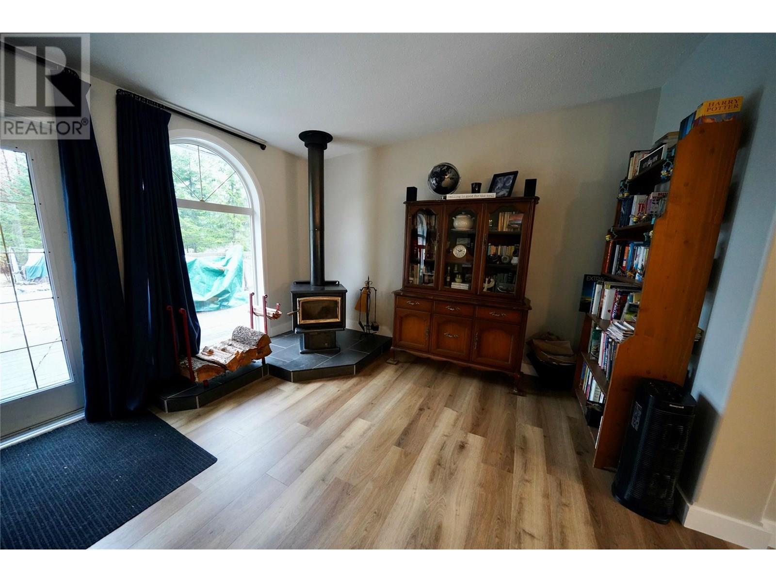 700 Heyland Road, Balfour, British Columbia  V0G 1C0 - Photo 28 - 10340327
