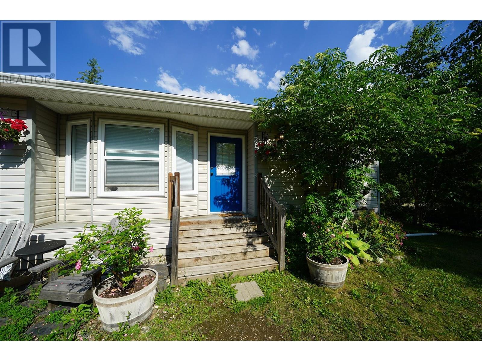 700 Heyland Road, Balfour, British Columbia  V0G 1C0 - Photo 7 - 10340327