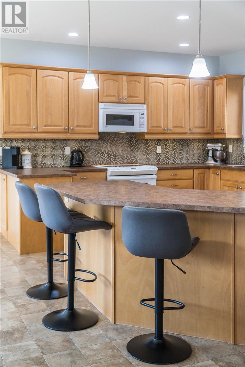 8480 Highway 22a, Trail, British Columbia  V1R 4W8 - Photo 21 - 10340482