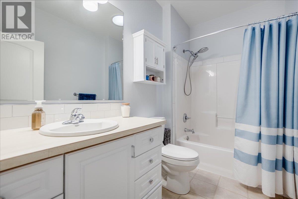 8480 Highway 22a, Trail, British Columbia  V1R 4W8 - Photo 34 - 10340482