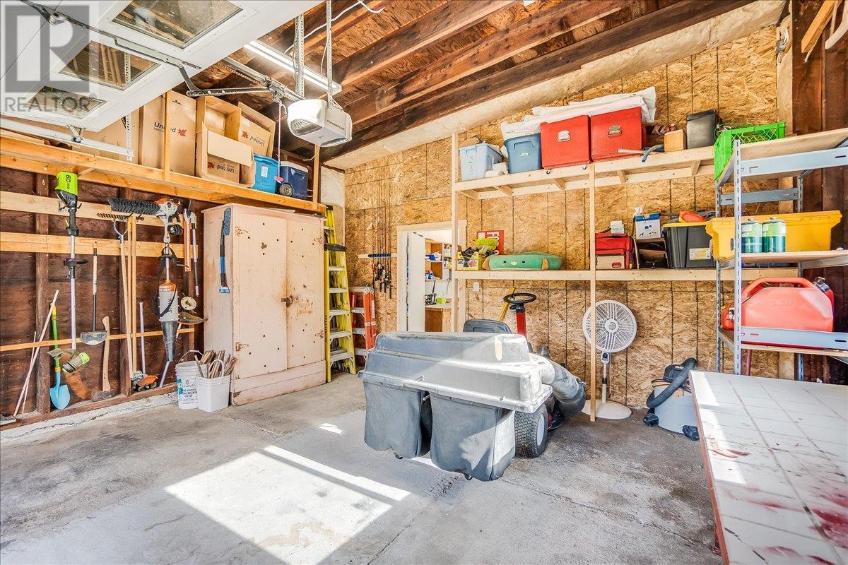 8480 Highway 22a, Trail, British Columbia  V1R 4W8 - Photo 61 - 10340482