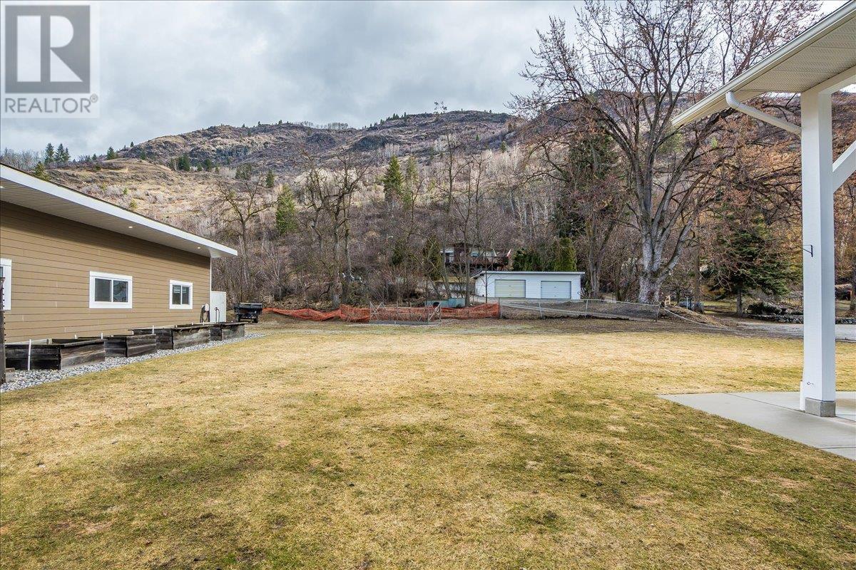 8480 Highway 22a, Trail, British Columbia  V1R 4W8 - Photo 70 - 10340482