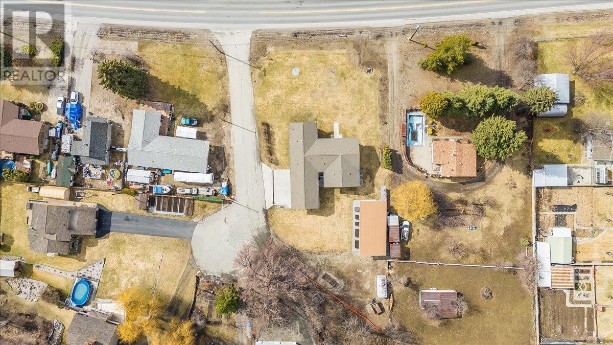 8480 Highway 22a, Trail, British Columbia  V1R 4W8 - Photo 79 - 10340482