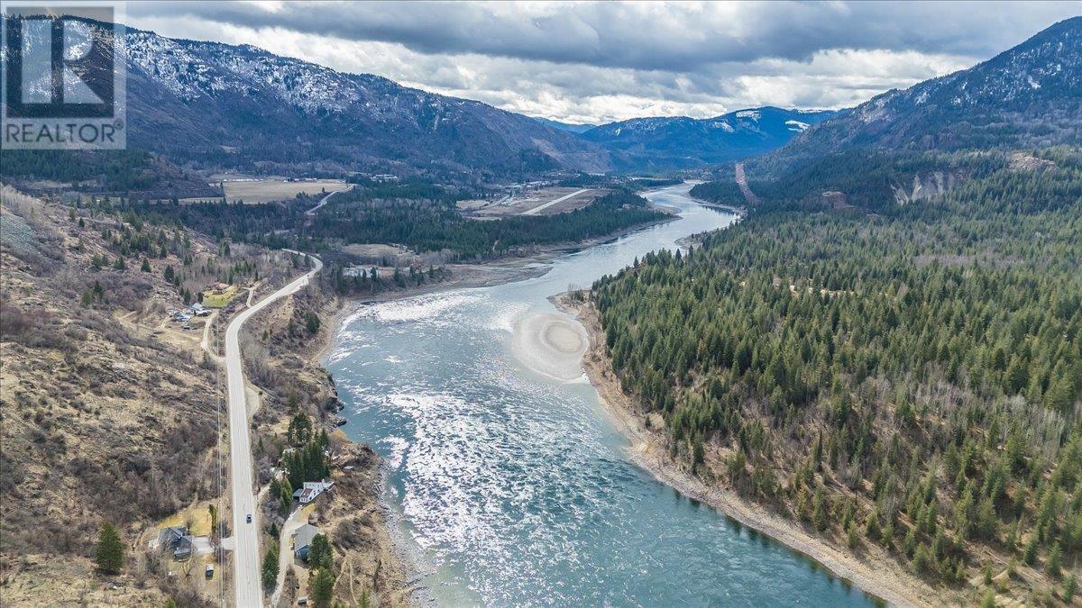 8480 Highway 22a, Trail, British Columbia  V1R 4W8 - Photo 82 - 10340482