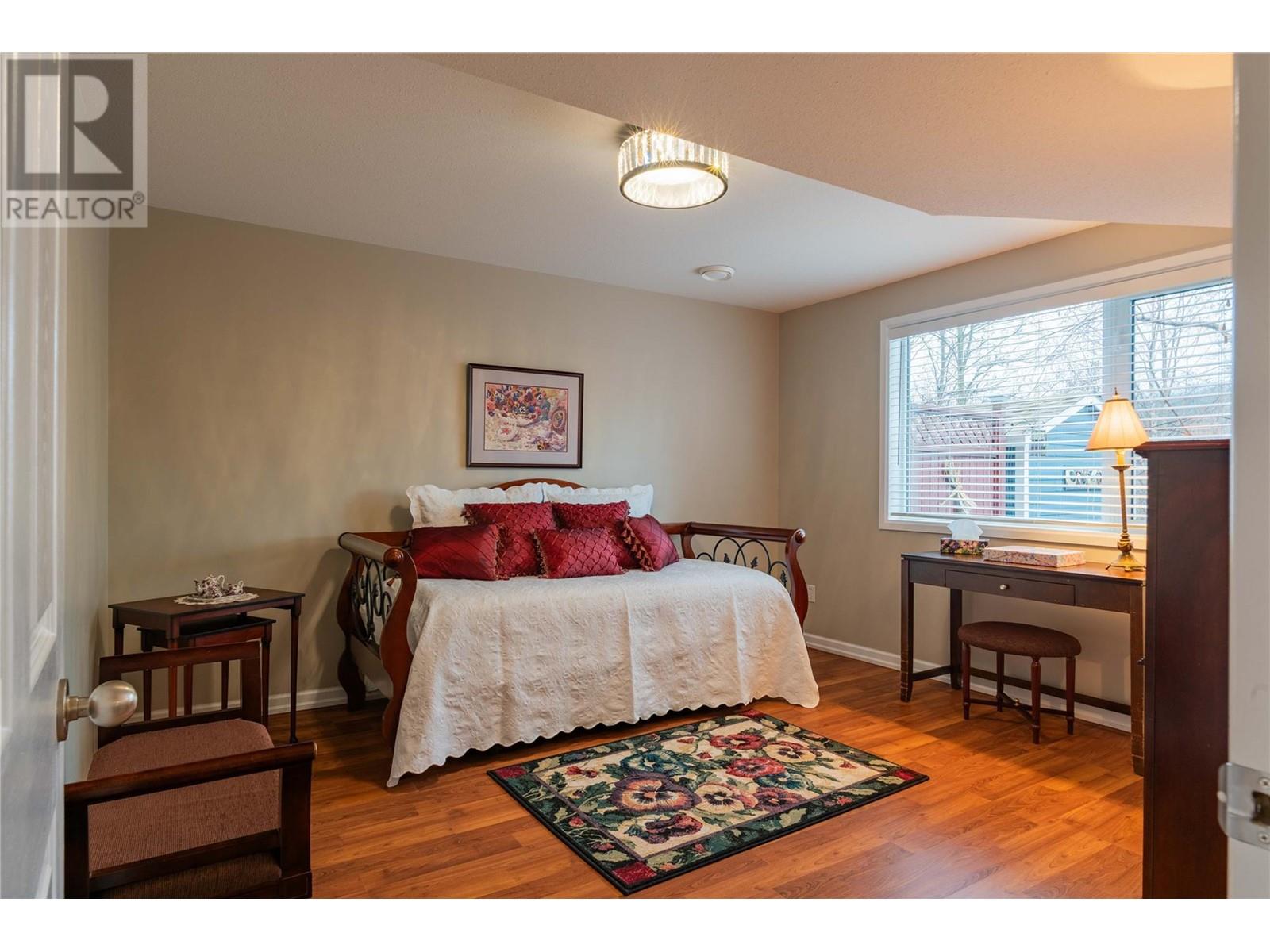 8102 Birchwood Drive, Trail, British Columbia  V1R 4Y3 - Photo 23 - 10340603