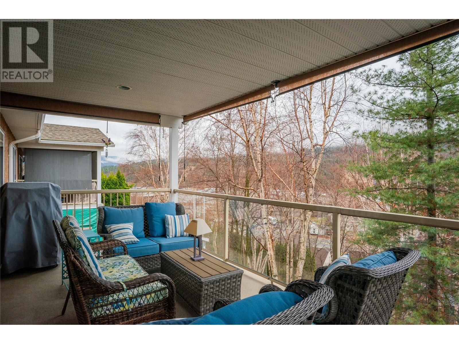 8102 Birchwood Drive, Trail, British Columbia  V1R 4Y3 - Photo 40 - 10340603
