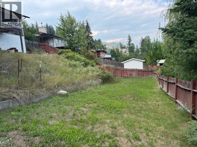 1778 Second Street Lot# 5, Fruitvale, British Columbia  V0G 1L0 - Photo 99 - 10340204