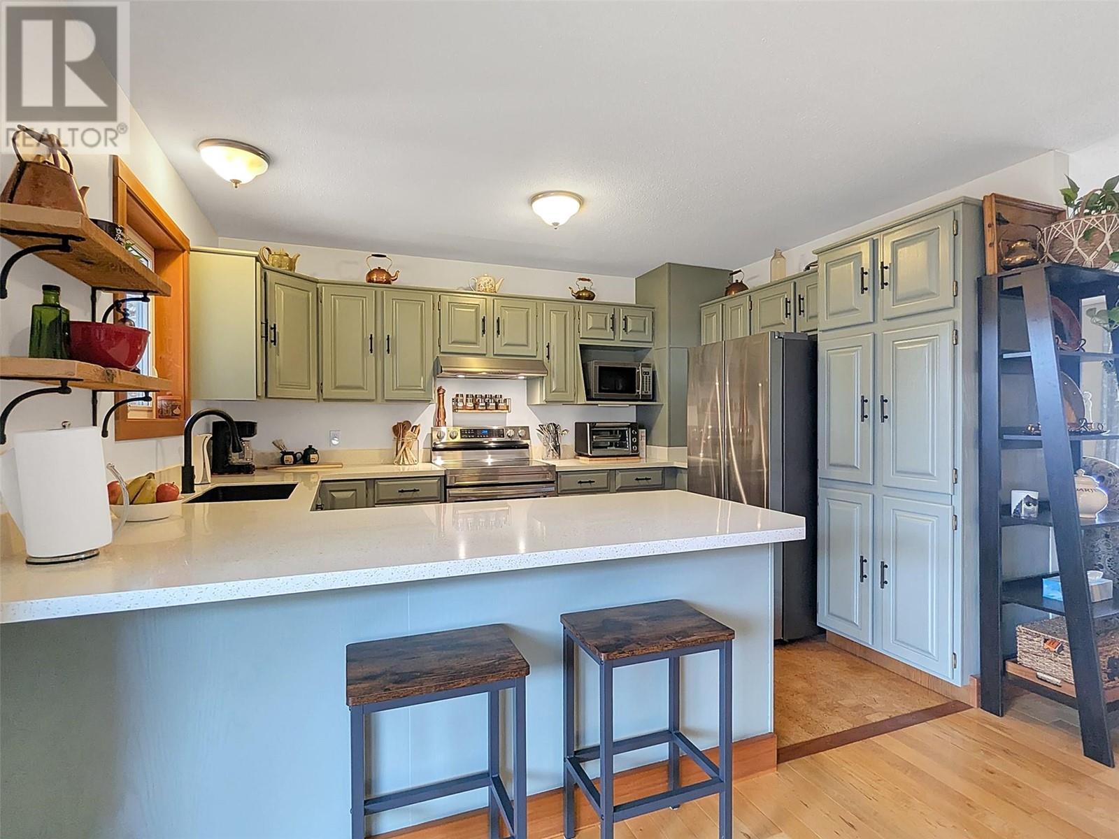 303 Delany Avenue, Slocan, British Columbia  V0G 2C0 - Photo 18 - 10341059