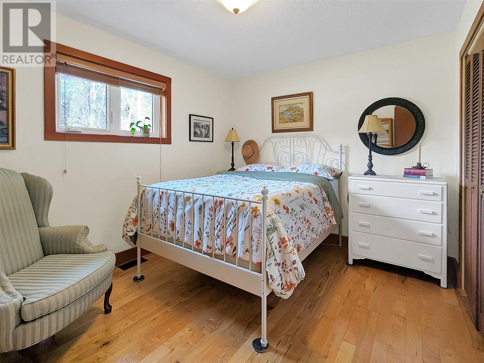 303 Delany Avenue, Slocan, British Columbia  V0G 2C0 - Photo 21 - 10341059