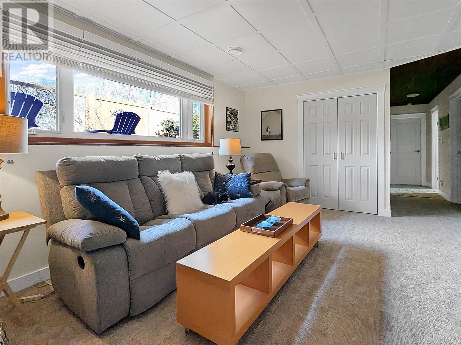 303 Delany Avenue, Slocan, British Columbia  V0G 2C0 - Photo 26 - 10341059