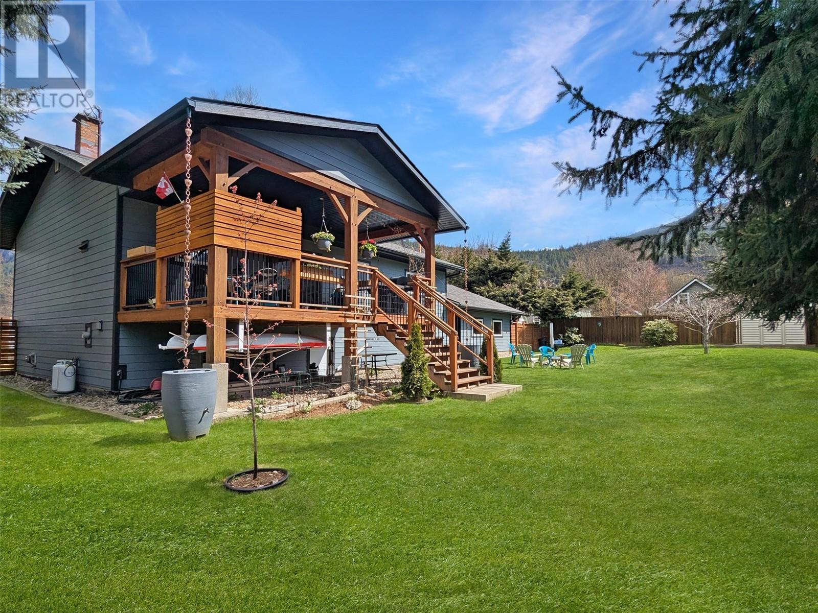 303 Delany Avenue, Slocan, British Columbia  V0G 2C0 - Photo 41 - 10341059