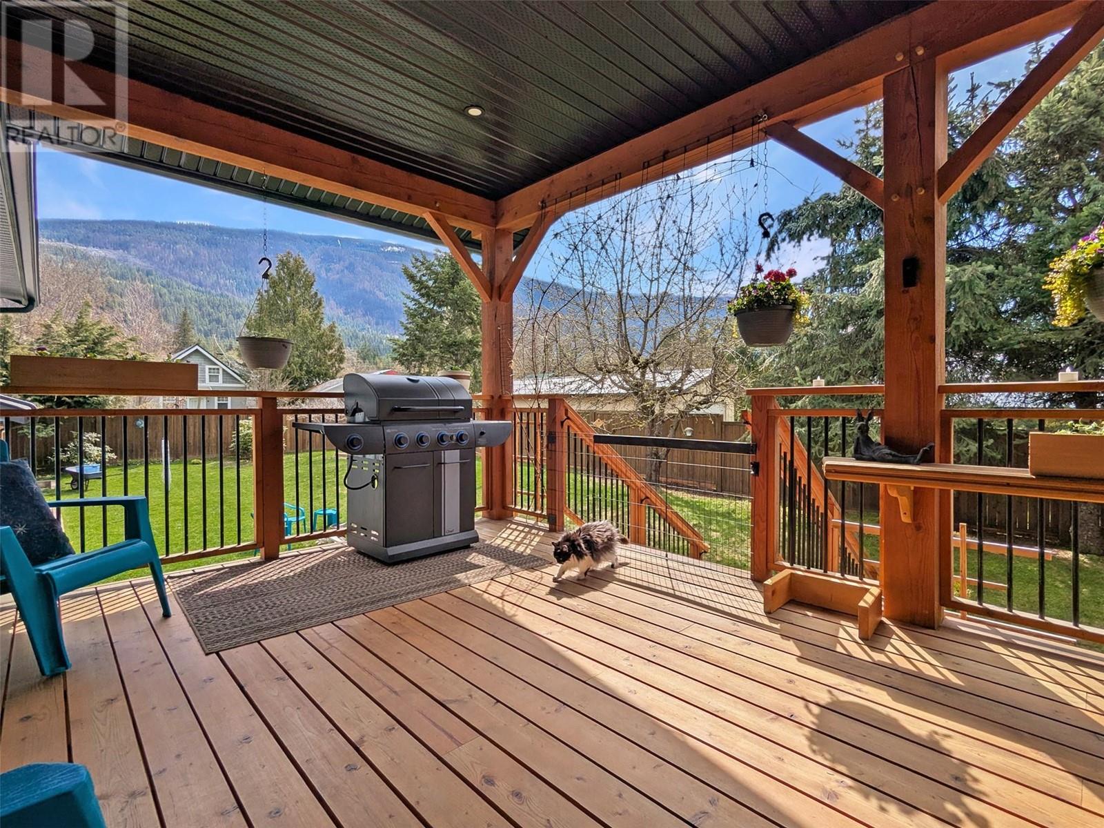 303 Delany Avenue, Slocan, British Columbia  V0G 2C0 - Photo 45 - 10341059