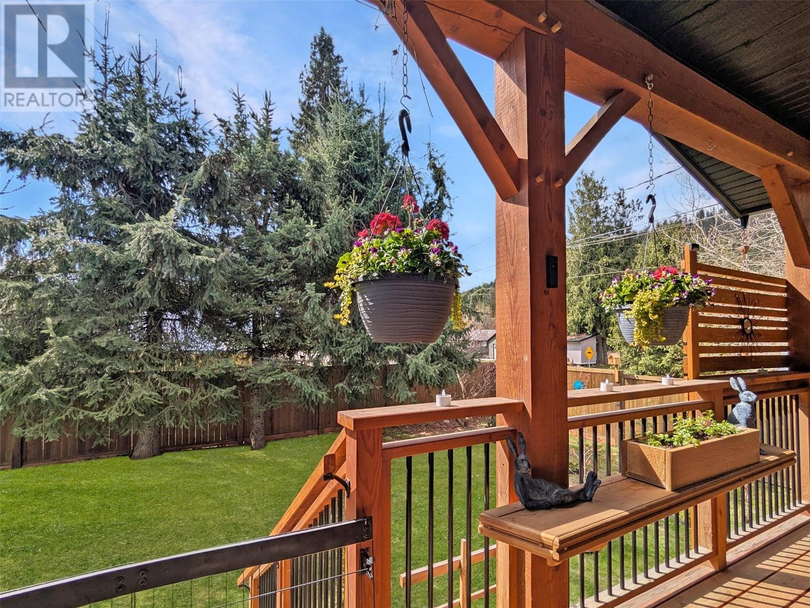 303 Delany Avenue, Slocan, British Columbia  V0G 2C0 - Photo 46 - 10341059