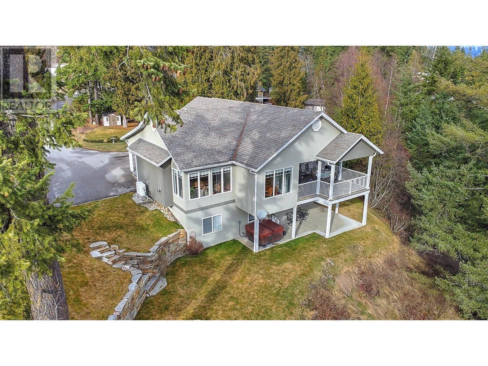 408 Balfour Heights Road, Balfour, British Columbia  V0G 1C0 - Photo 1 - 10341132