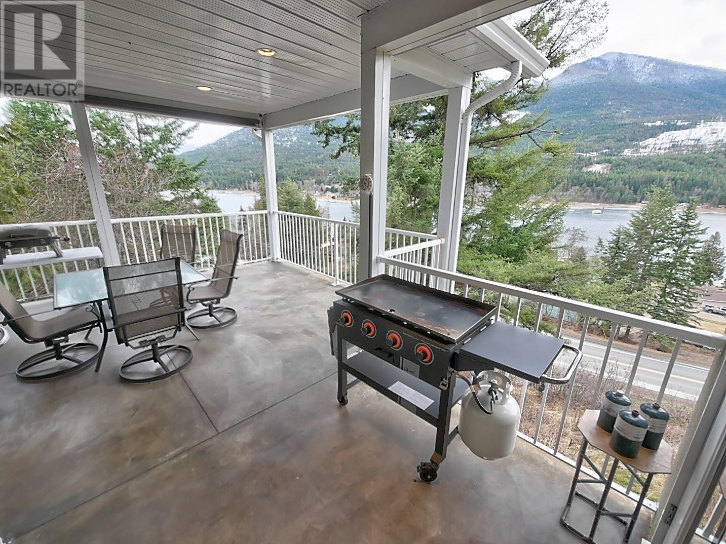 408 Balfour Heights Road, Balfour, British Columbia  V0G 1C0 - Photo 5 - 10341132