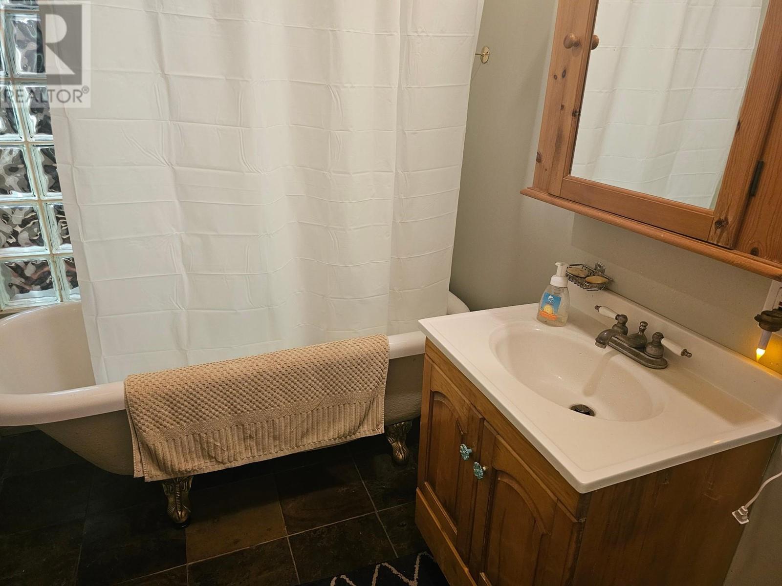 5598 Minart Road, Winlaw, British Columbia  V0G 2J0 - Photo 22 - 10341171