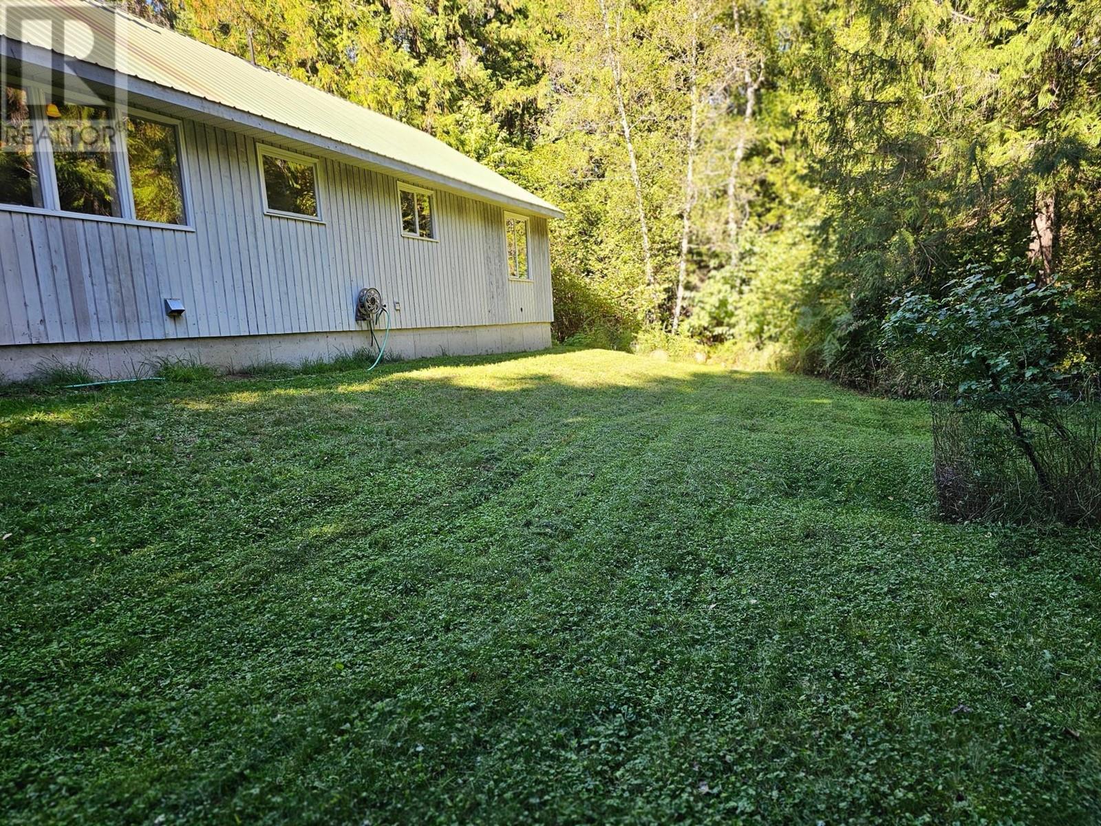 5598 Minart Road, Winlaw, British Columbia  V0G 2J0 - Photo 54 - 10341171