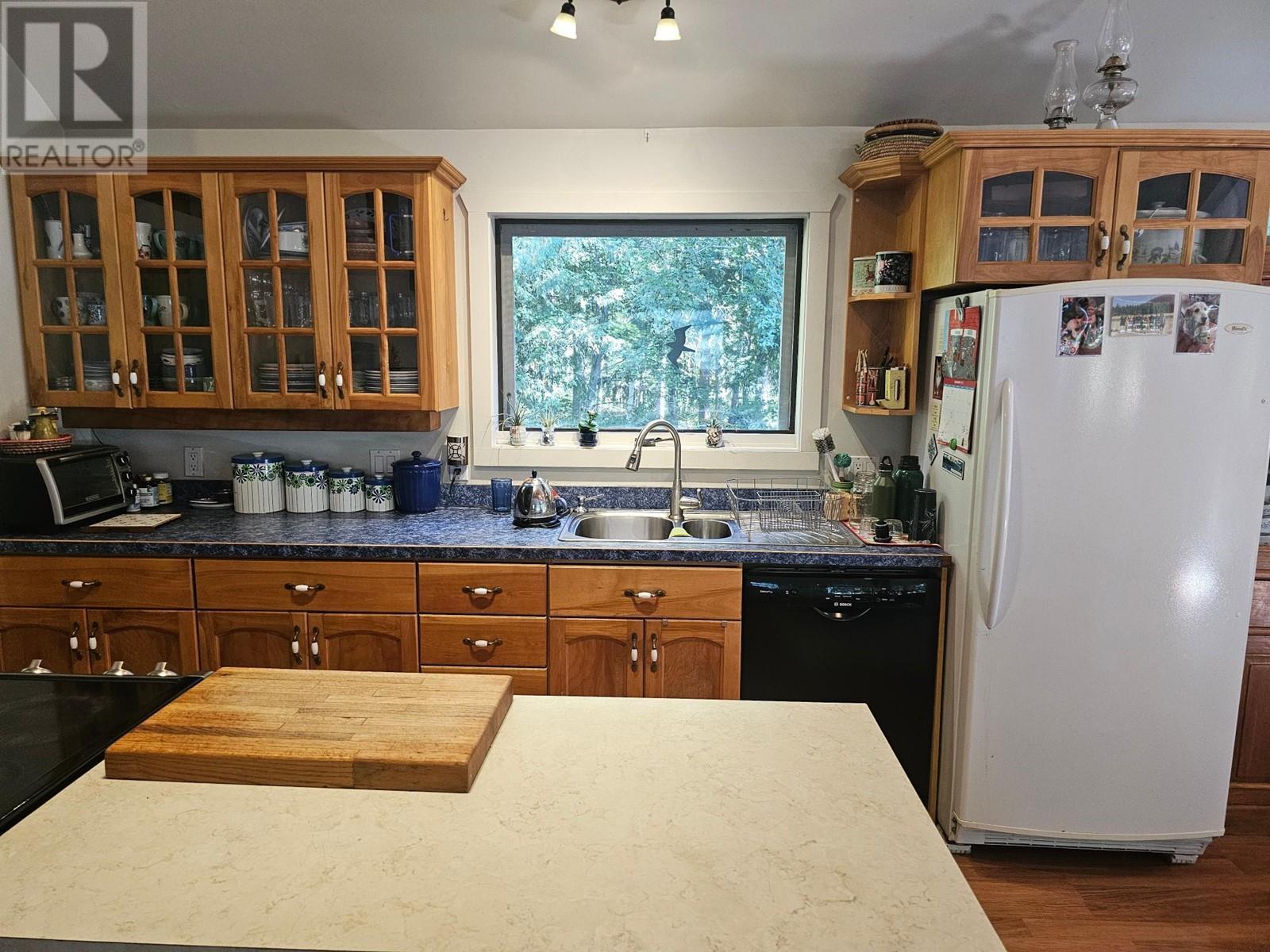 5598 Minart Road, Winlaw, British Columbia  V0G 2J0 - Photo 8 - 10341171