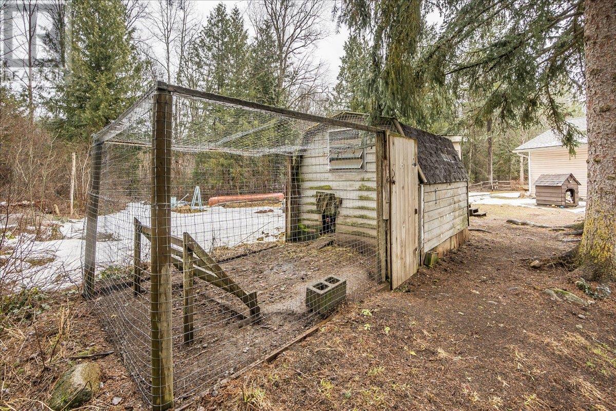 304 Hubscher Road, Fruitvale, British Columbia  V0G 1L1 - Photo 45 - 10339674