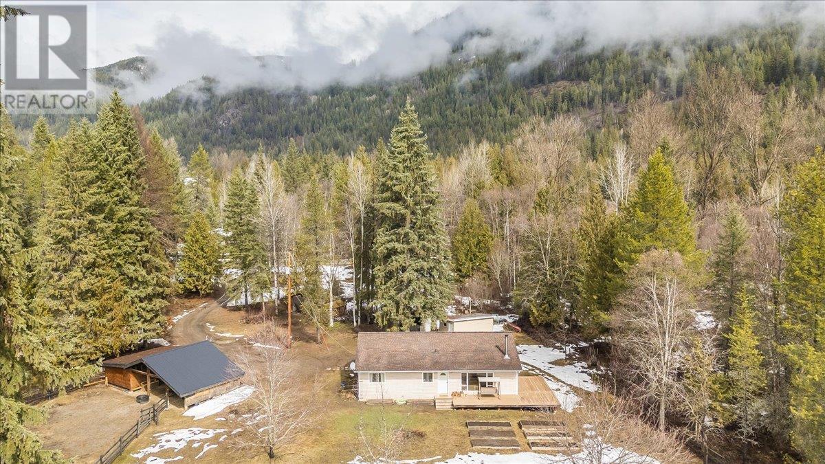304 Hubscher Road, Fruitvale, British Columbia  V0G 1L1 - Photo 54 - 10339674