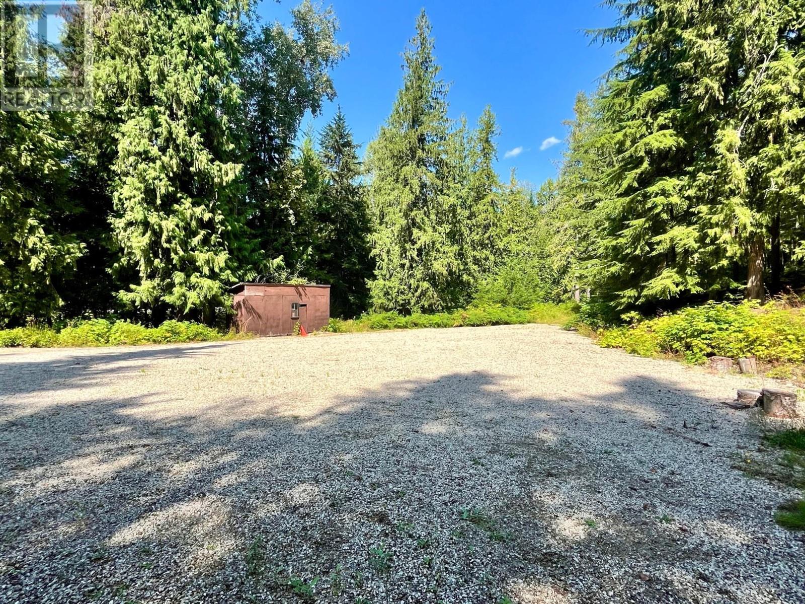 5345 Highway 6 Highway, Burton, British Columbia  V0G 1R0 - Photo 13 - 10341467