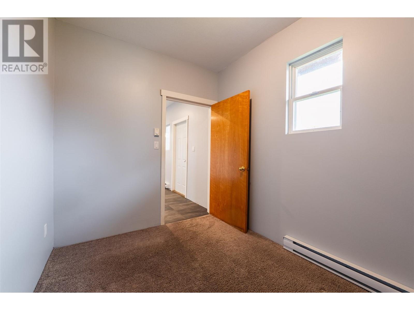3118 Slocan Park Road, Slocan Park, British Columbia  V0G 2E0 - Photo 10 - 10341699