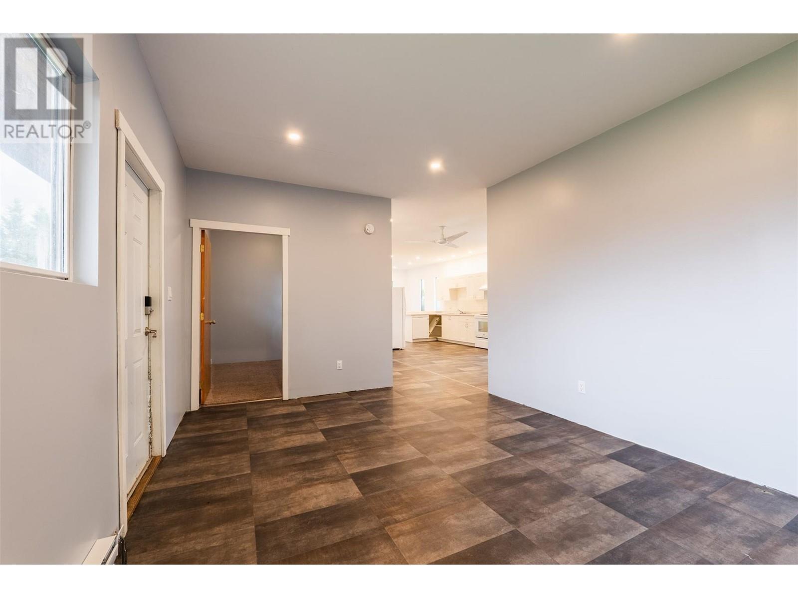 3118 Slocan Park Road, Slocan Park, British Columbia  V0G 2E0 - Photo 8 - 10341699