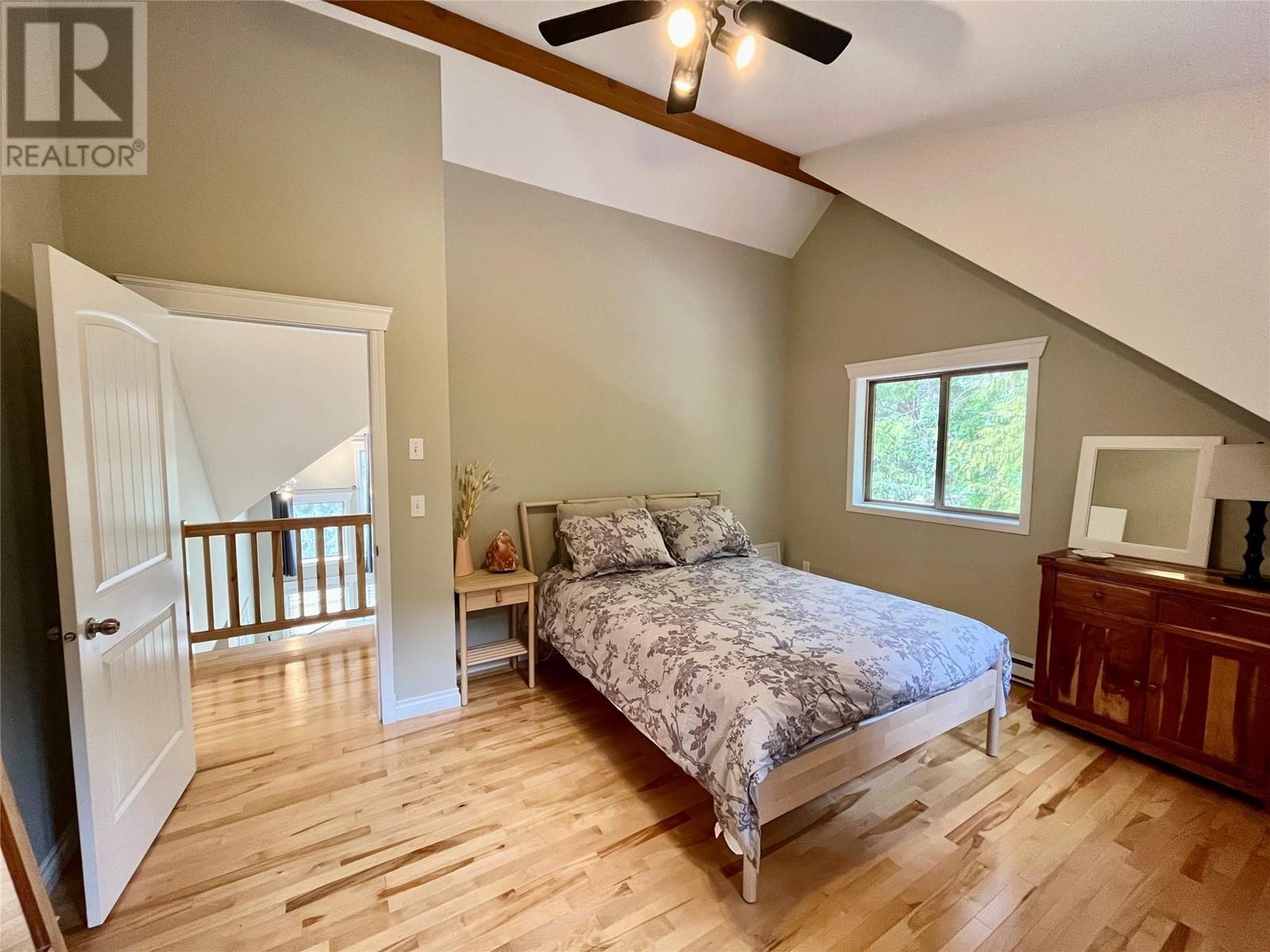 424 Bayview Road, Nakusp, British Columbia  V0G 1R1 - Photo 18 - 10341386