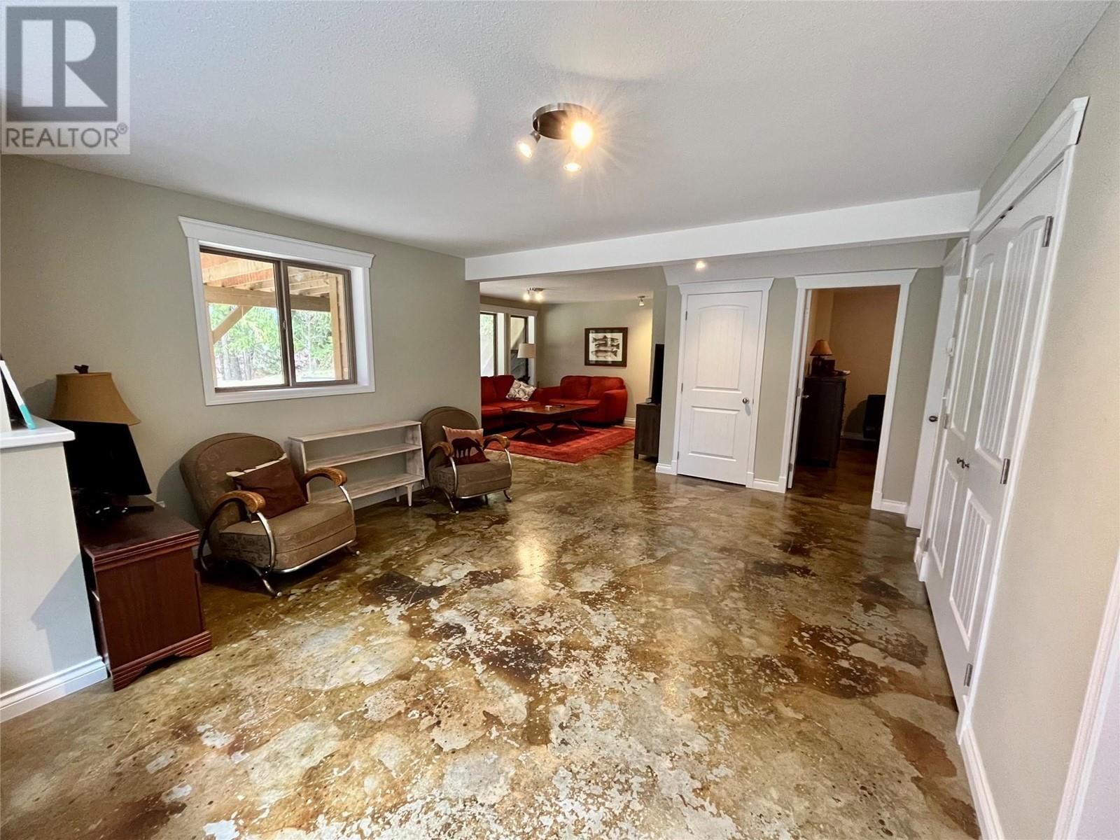 424 Bayview Road, Nakusp, British Columbia  V0G 1R1 - Photo 29 - 10341386