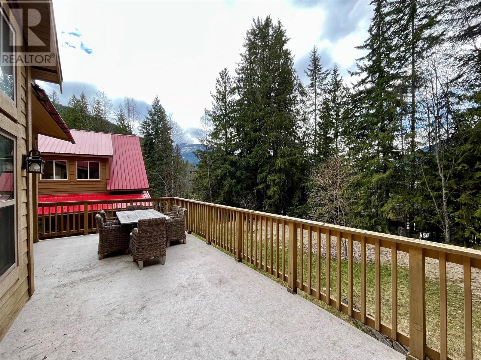 424 Bayview Road, Nakusp, British Columbia  V0G 1R1 - Photo 35 - 10341386