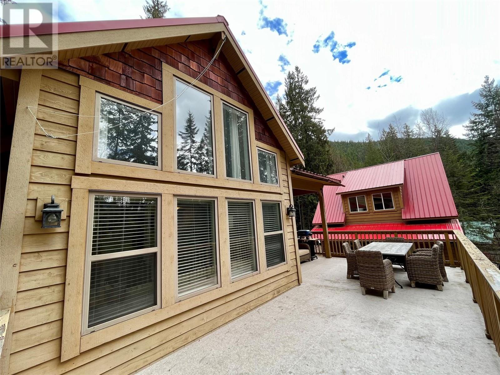 424 Bayview Road, Nakusp, British Columbia  V0G 1R1 - Photo 36 - 10341386