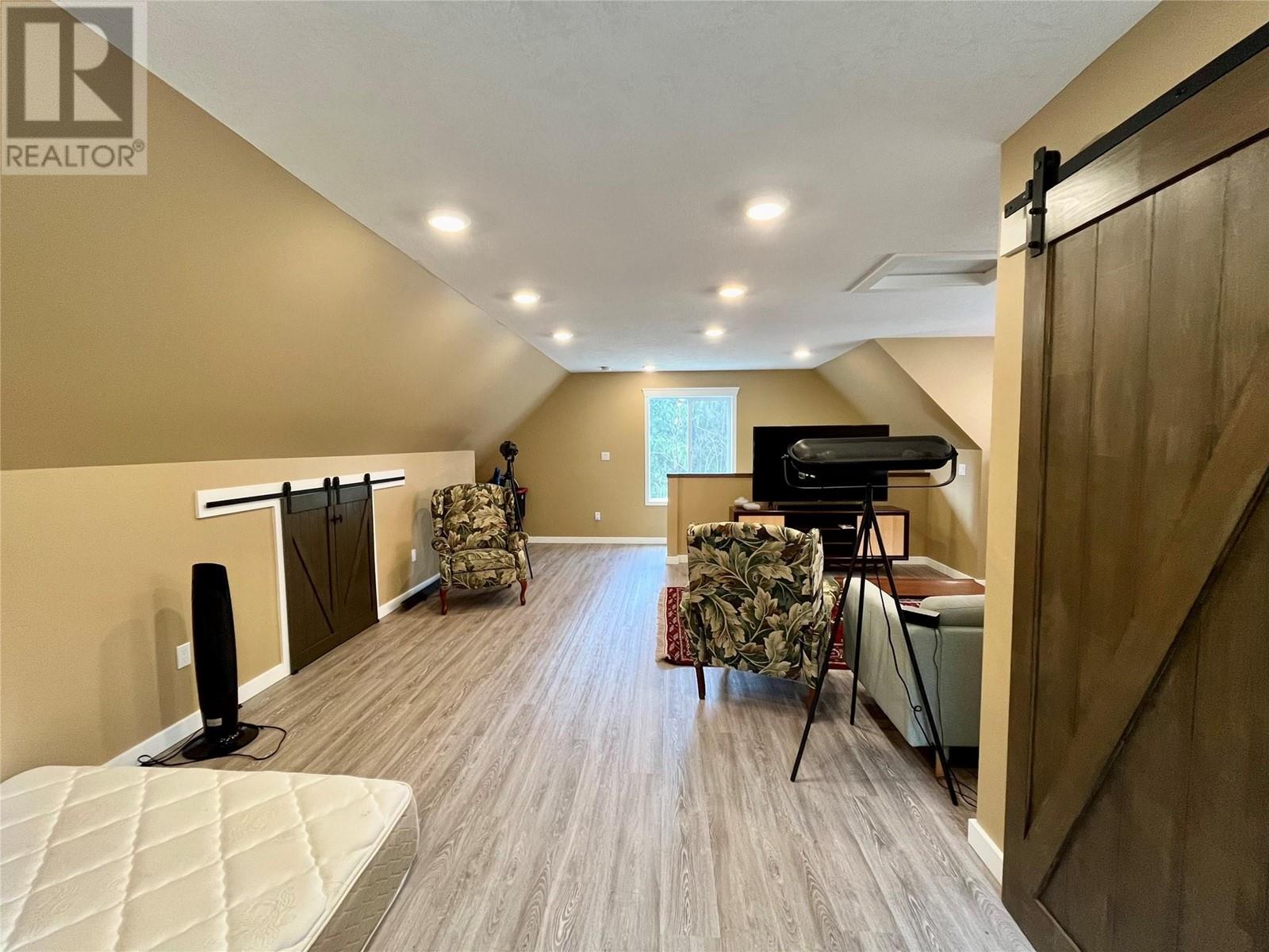424 Bayview Road, Nakusp, British Columbia  V0G 1R1 - Photo 45 - 10341386