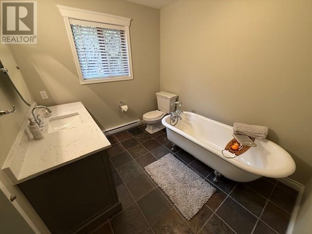 424 Bayview Road, Nakusp, British Columbia  V0G 1R1 - Photo 7 - 10341386
