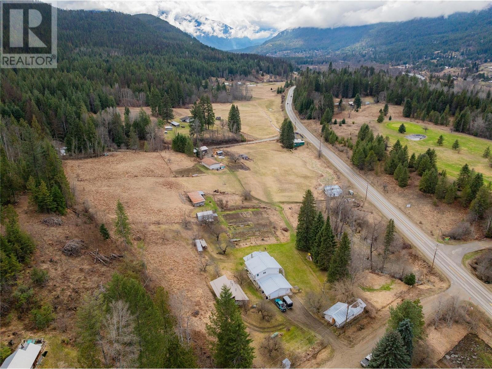 6943 Kanigan Road, Appledale, British Columbia  V0G 2J0 - Photo 12 - 10341853